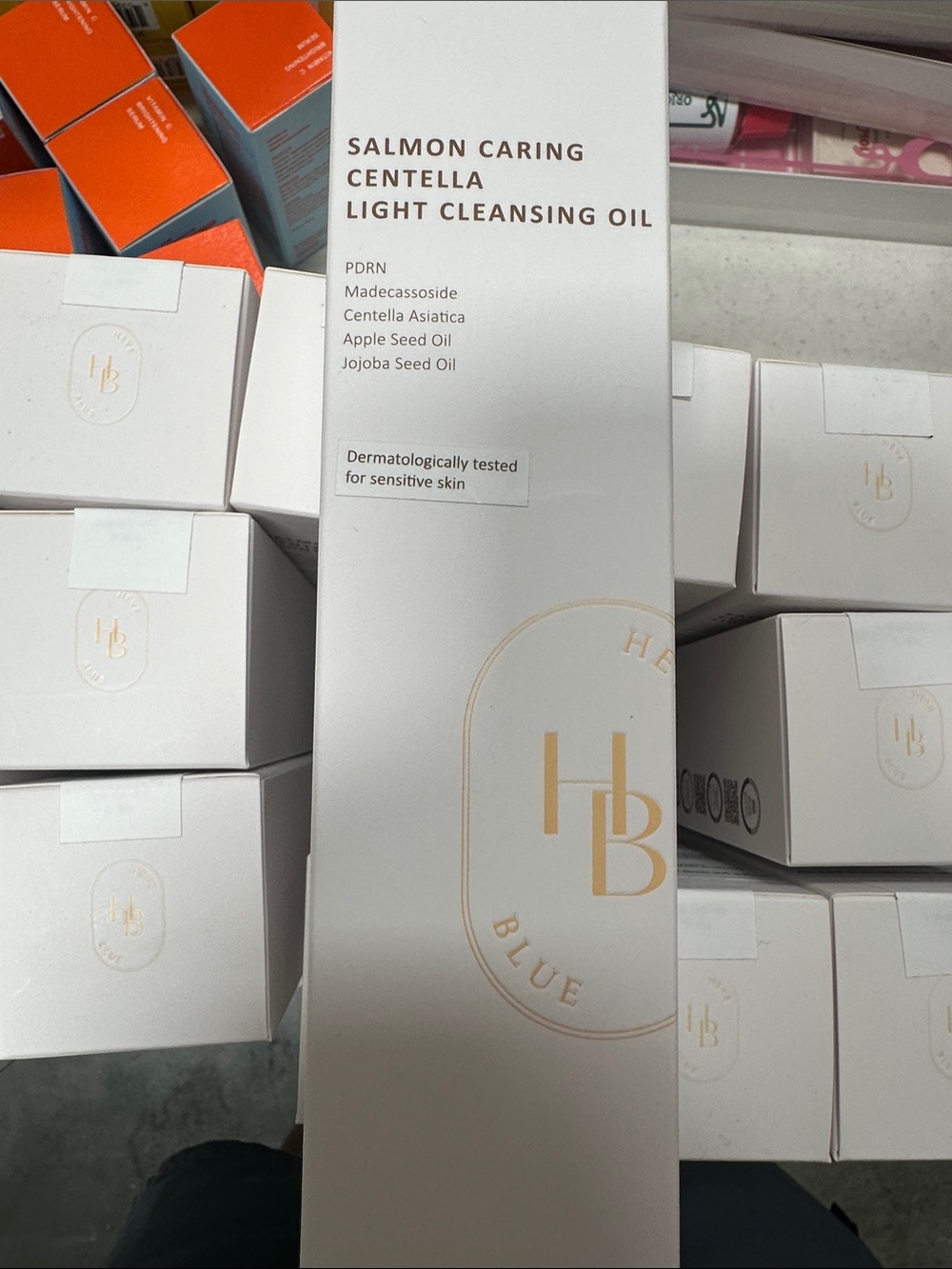 HeveBlue Salmon Caring Centella Light Cleansing Oil - Cream